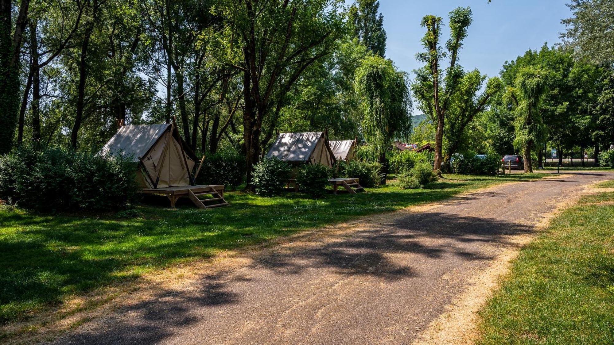 Camping Vesoul Vaivre-et-Montoille Buitenkant foto