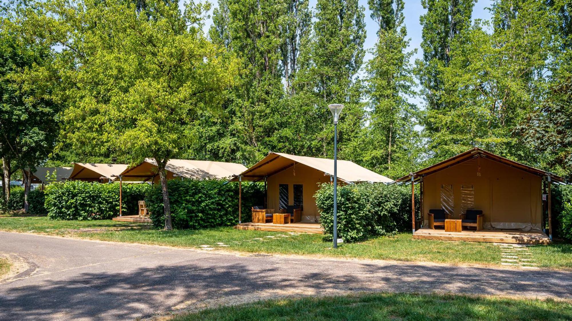 Camping Vesoul Vaivre-et-Montoille Buitenkant foto