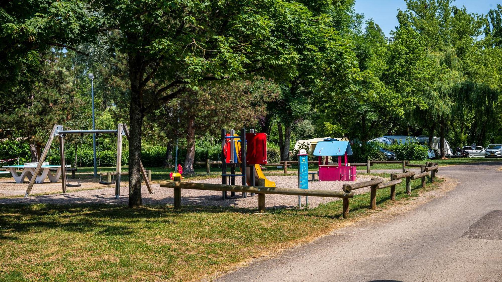 Camping Vesoul Vaivre-et-Montoille Buitenkant foto