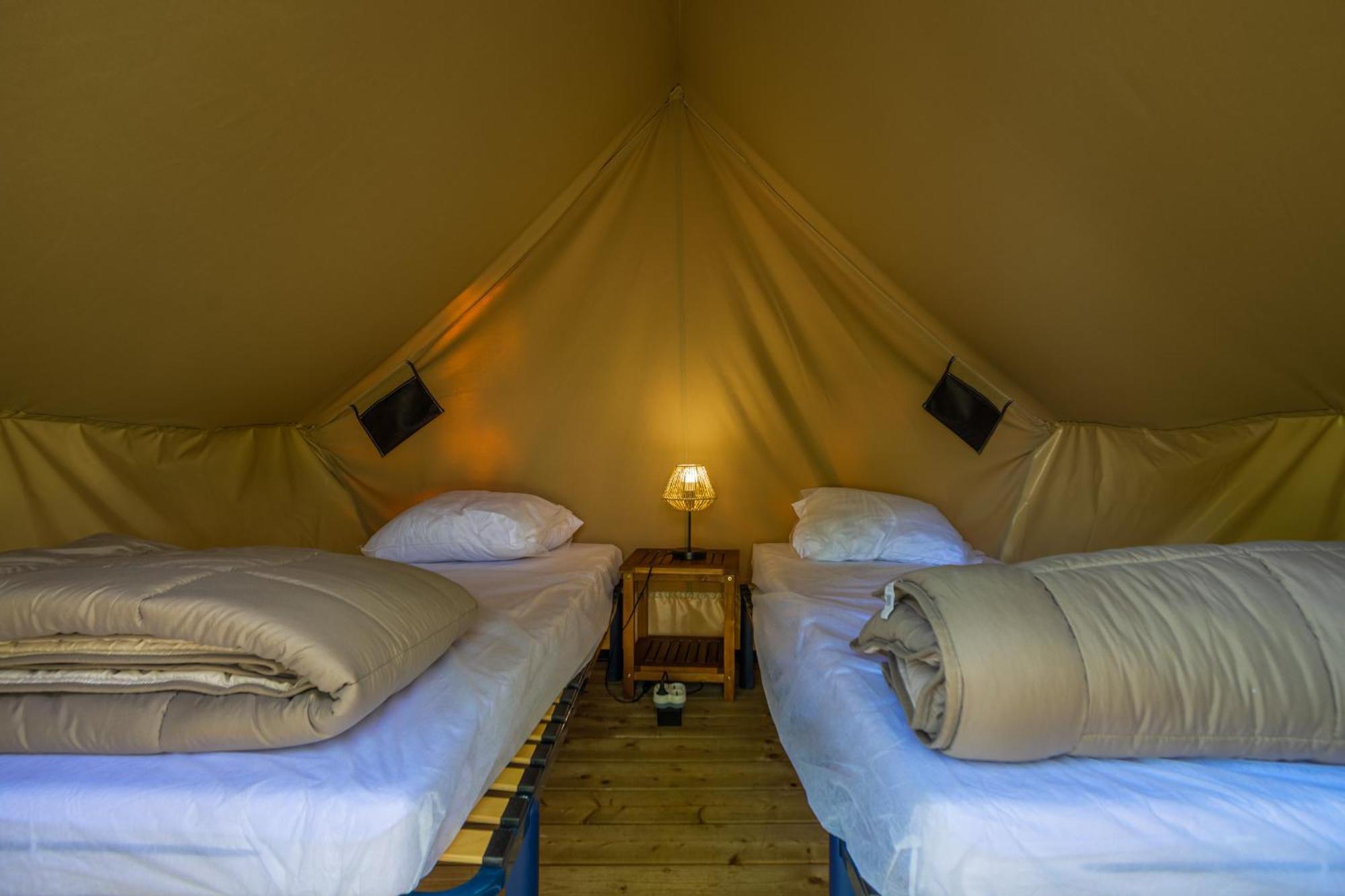 Camping Vesoul Vaivre-et-Montoille Kamer foto